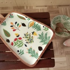 houten serveerplank herfstkleuren, herfstkleuren accessoire, houten presentatieschaal, houten servies