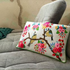 rechthoekig kussen met vogels en bloemen, rechthoekig kussen kwaliteit, pimpelmees kussen, kussen vogels