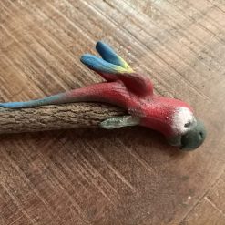 klein cadeau kind, bedankje juf, juffencadeau, cadeautje kinderfeestje, schoencadeau, potlood met dierenfiguur, potlood papegaai