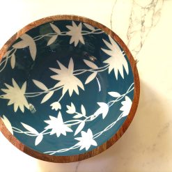 houten fruitschaal xl met print, grote schaal voor salade of fruit, ruime schaal met tekening, houten schaal, decoratieve grote schaal