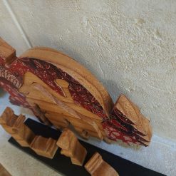 kerststal van hout, moderne kerstgroep, houten kerstgroep handgemaakt, houten kerstgroep combi hout en stof, kerststal als puzzel