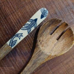 houten slabestek set met print, houten vork en lepel, print vissen bestek