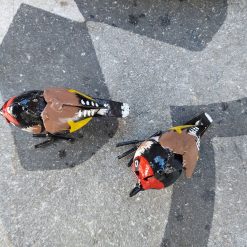metalen vogeltje, goudvink beeld, beeld van vogeltje, woonaccessoire vogel, tuinaccessoire vogeltje, cadeau voor hem, ijzeren vogel, upcycled product