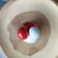 peper en zoutstel cadeau huwelijk, omhelzing peper en zoutstel, figuren koppel peper en zout, navulbaar peper en zoutstel, cadeau verloving