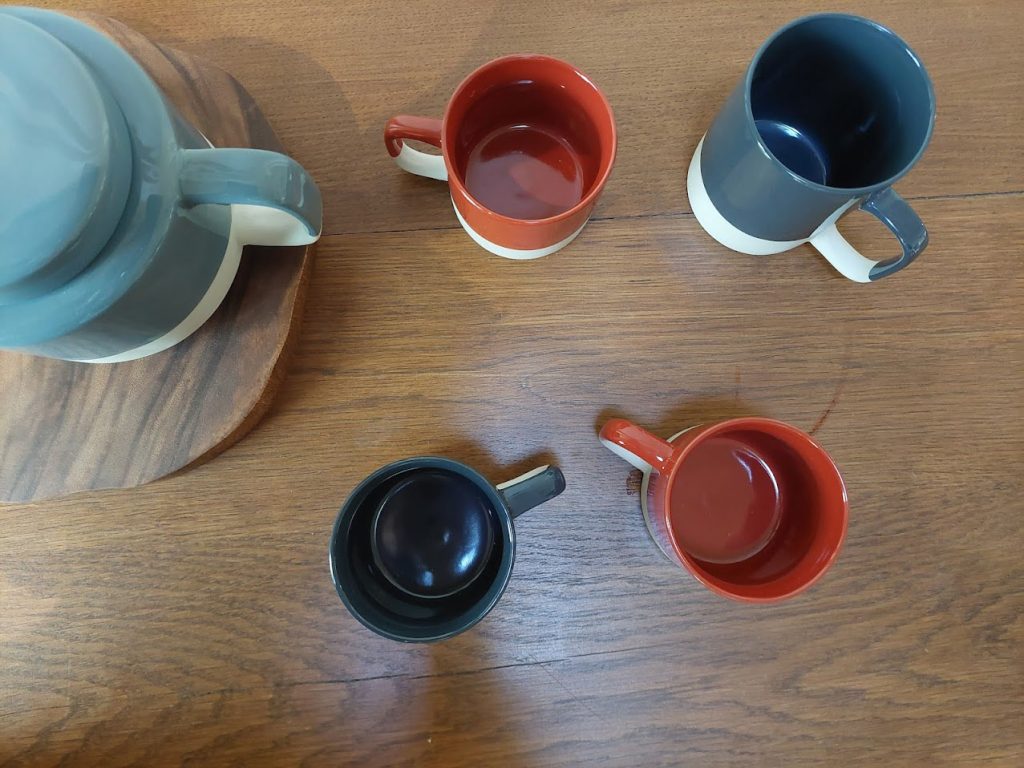 kinta mok antraciet wit, kinta kop hoogglans en mat, luxe mok cadeau, stoere mok voor hem