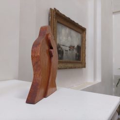 houten beeld liefde, beeld tortelduifjes hart, houten beeld cadeau huwelijk verloving, modern houten beeld vogel liefde
