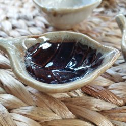 theetipje bladvorm, theeschaaltje bijzondere vorm, cadeau dat altijd goed valt, bakje medicijnen en pillen, theetipje keramiek blad