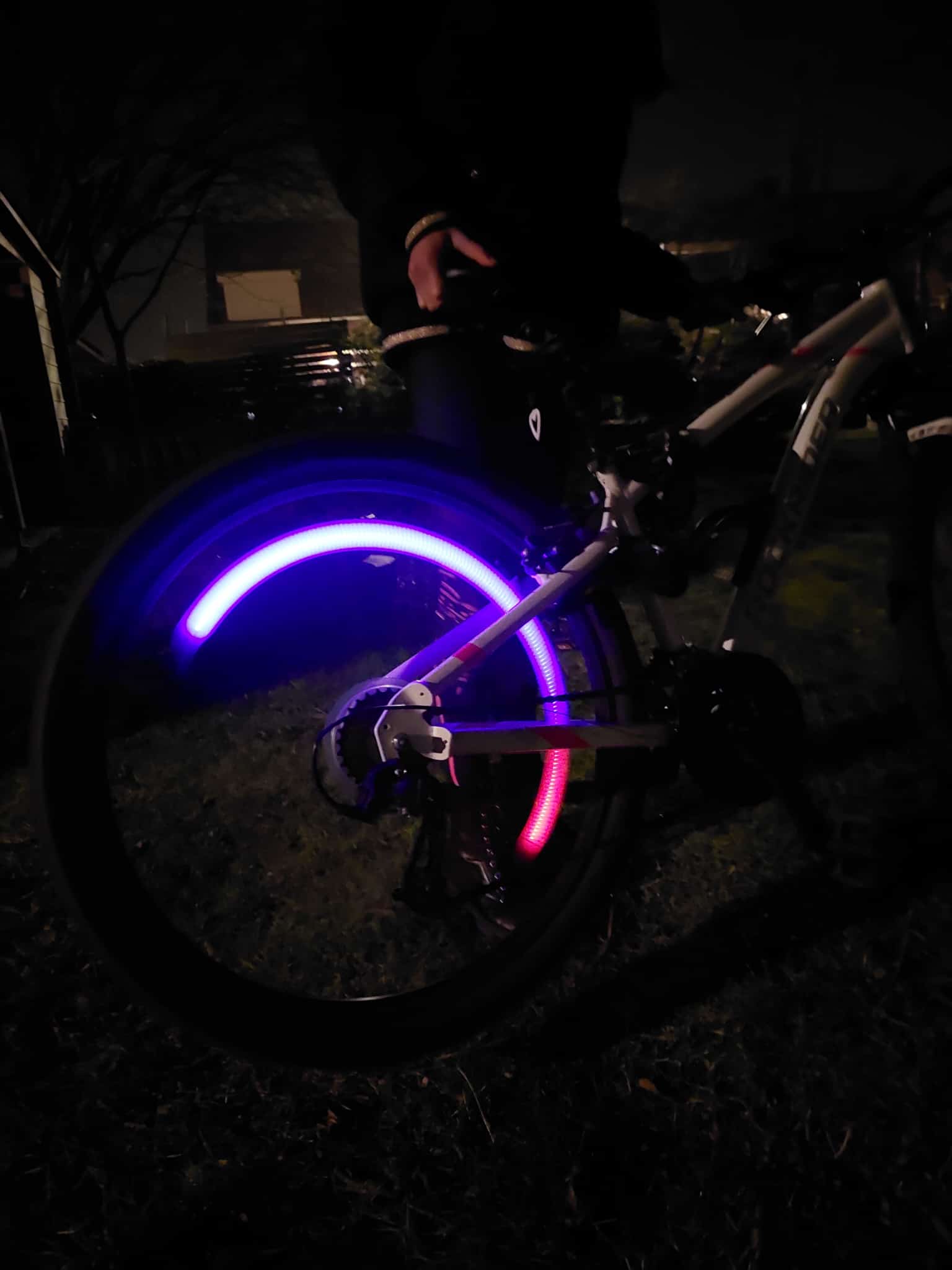 spaakverlichting 3 kleuren, verlichting voor tussen de spaken, cadeau accessoire kinderfiets, veilige fietsverlichting, schoencadeau, spaakverlichting rolstoel