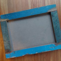 houten fotolijst blauw, fotolijst gerecycled hout, verfresten fotolijst, fotolijst A4 formaat