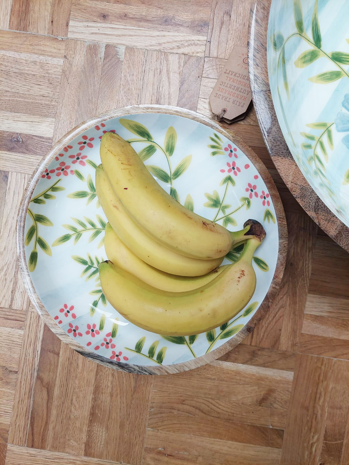 houten schaal met print in zomerbloemen, houten schaal met gladde binnenkant, saladeschaal of serveerschaal met patroon