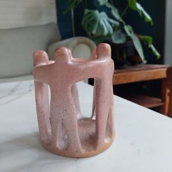 vriendenkring abstract 5 personen, familiebeeld abstract, familiekring vijf figuren, beeld met betekenis, cadeau in familiekring