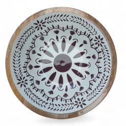 houten schaal met print, only natural schaal, houten serveerschaal, grote houten schaal met patroon, fruitschaal van hout en beschilderd