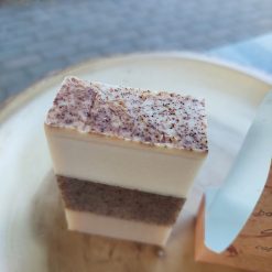 zeep koffiegeur, koffie zeep cappuccino, zeep cadeauverpakking, cadeau voor koffieliefhebber, blok zeep in koffiegeuren