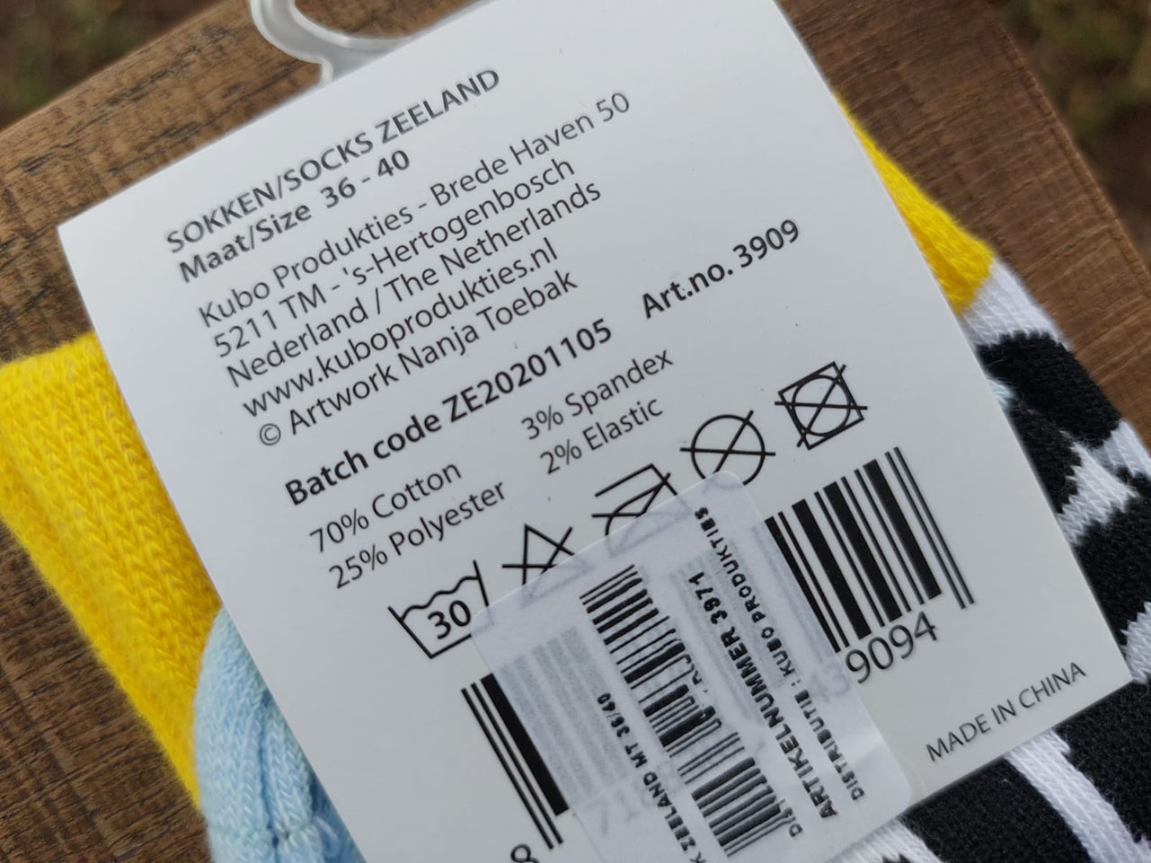 zeeuwse sokken met zeeuwse tekst, zeeuwse sokken unisex, cadeau baby en ouders