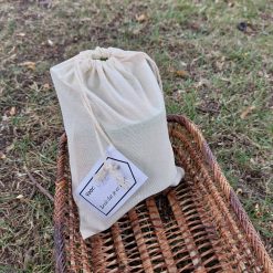 Natuur uitdeelzakje voor kinderfeestje met duurzame cadeautjes en natuurspeelgoed
