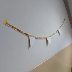 Duurzame vilten slinger voor babykamer en kinderkamer