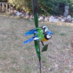 pimpelmees vogeltjes op stang, tuindecoratie vogel van metaal, pimpelmees op lisdodde