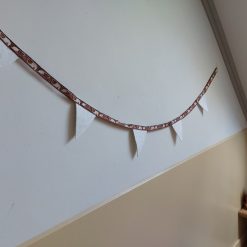 Handgemaakte vilten vlaggenlijn van gerecycled vilt voor babykamer en kinderkamer overzicht schaap