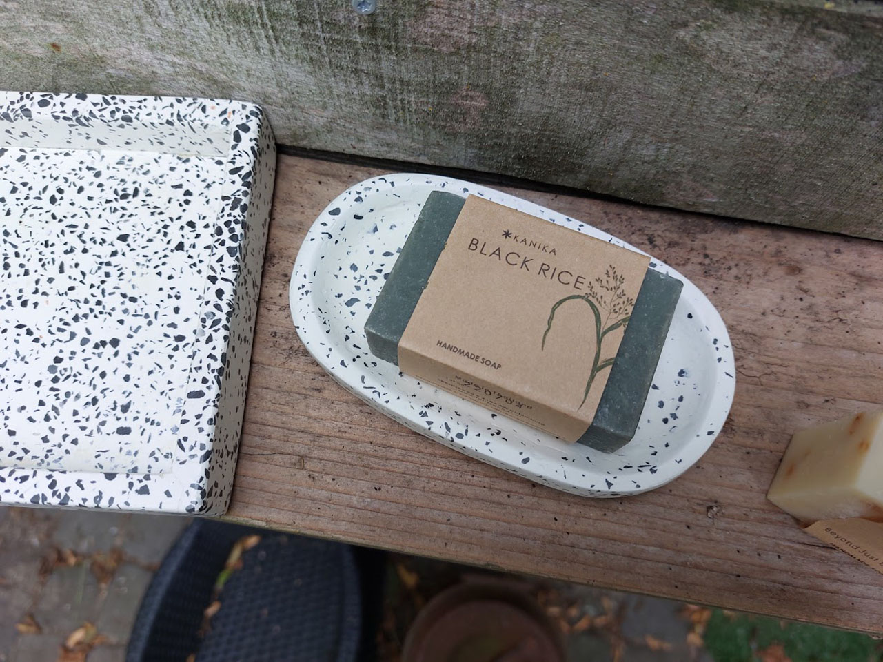 Terrazzo zeepschaal zwart wit 14 x 7,5 cm